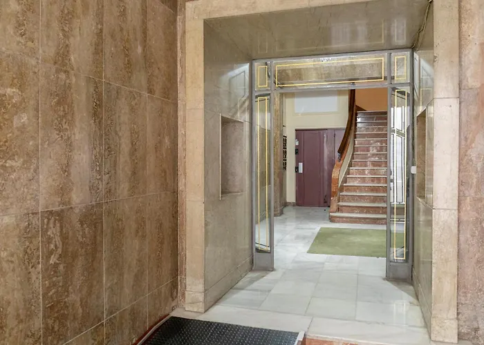 Isg Apartments Jose De Velilla Centro Parking