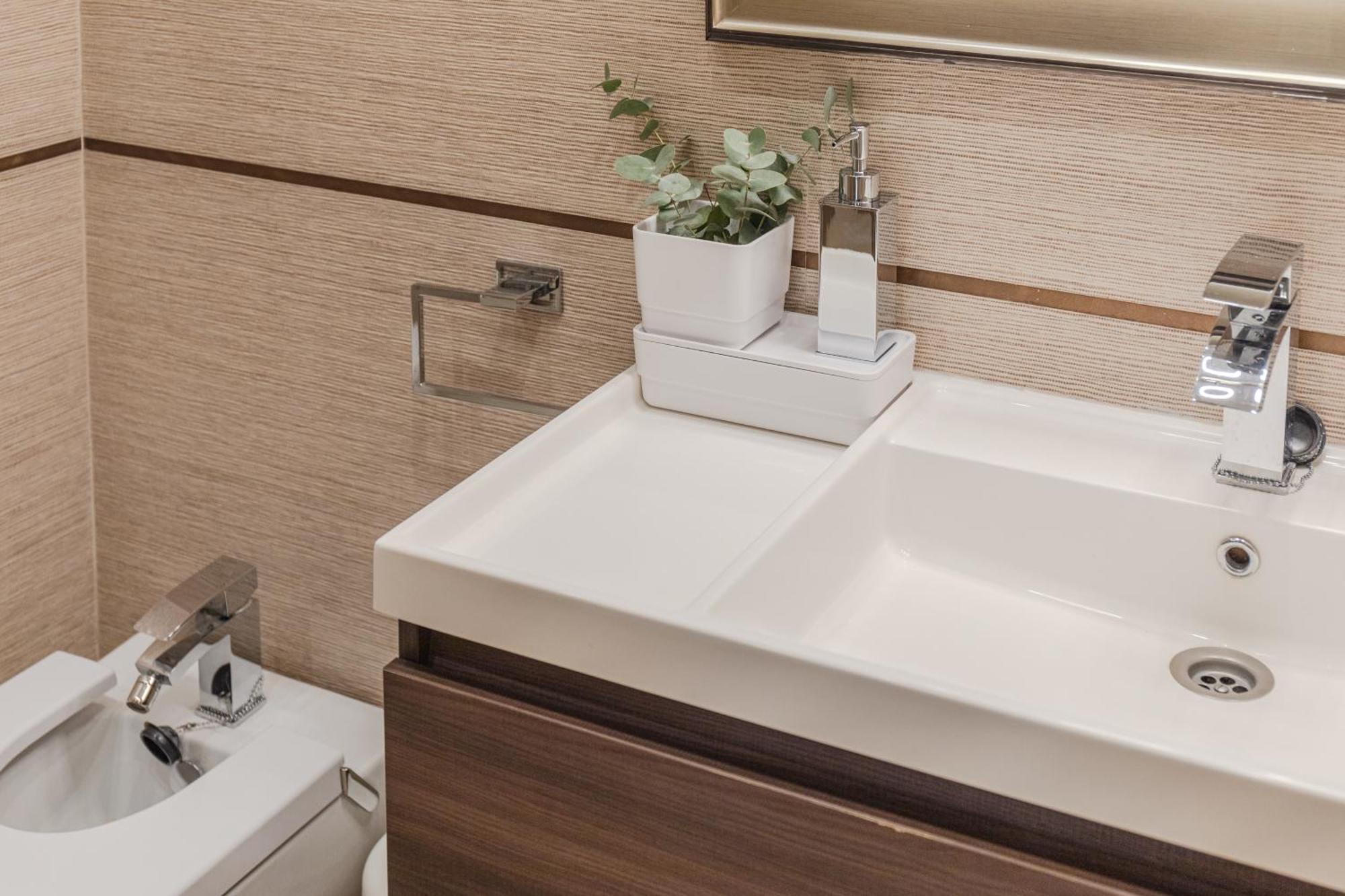 Isg Jose De Velilla Centro Parking Apartament Sevilla
